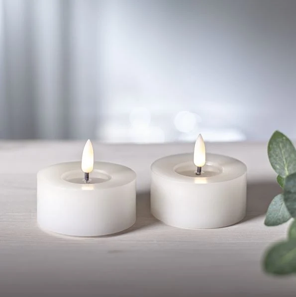 Batteridrivet LED Värmeljus 2-pack Flamme Flow 7x5,5cm Vit