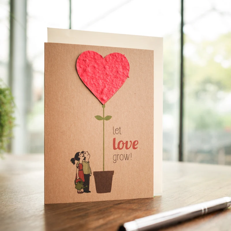Grußkarte "Let love grow"