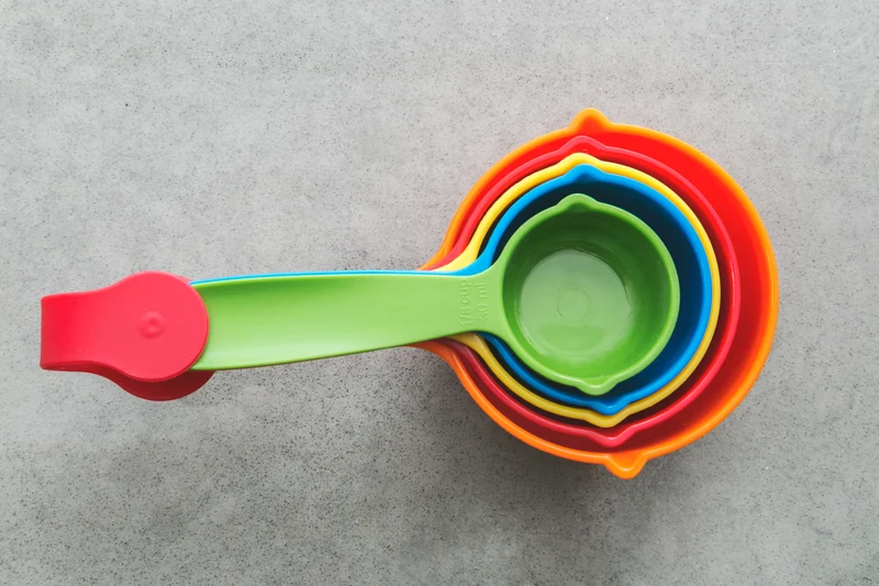 Rainbow Measuring Cups