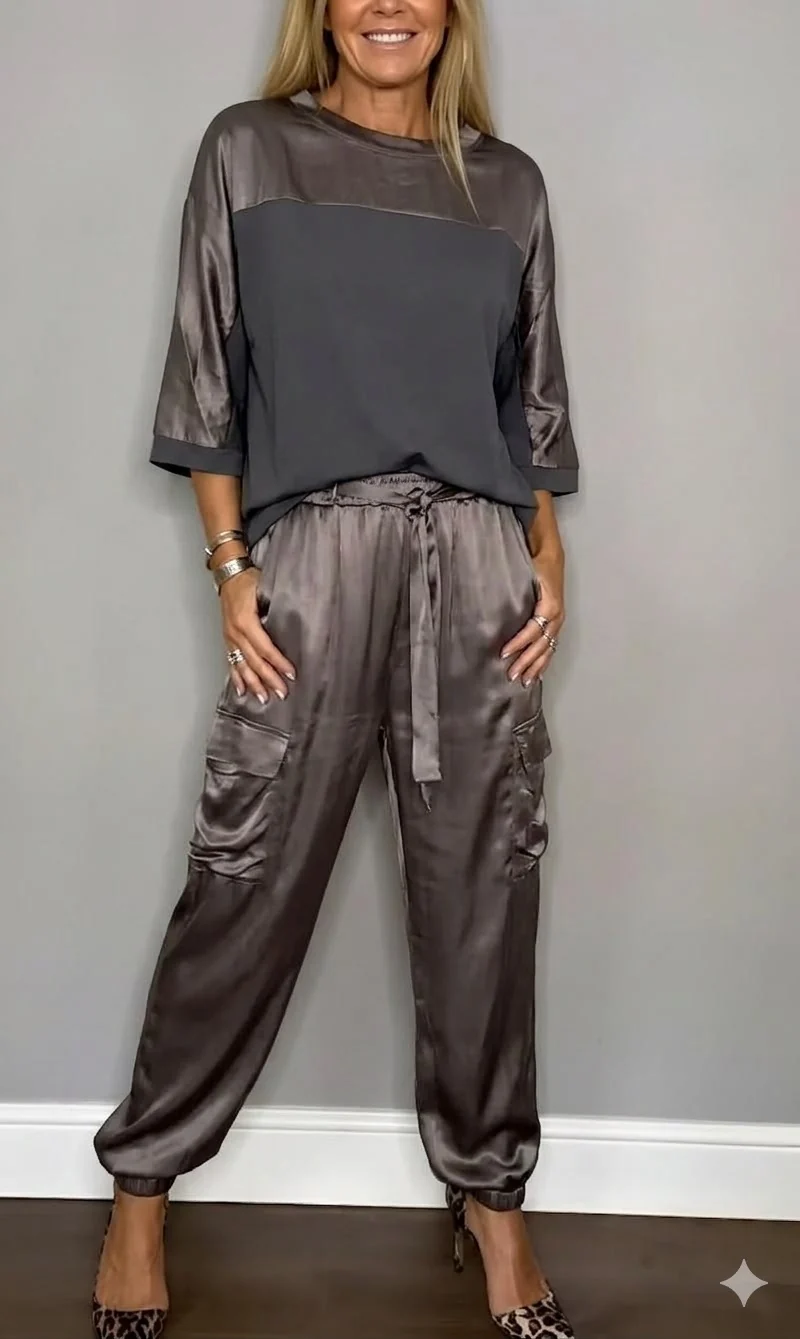 Icone™ SassySet - Två-Delat Varmt Mjukt Glansigt Sassy Set