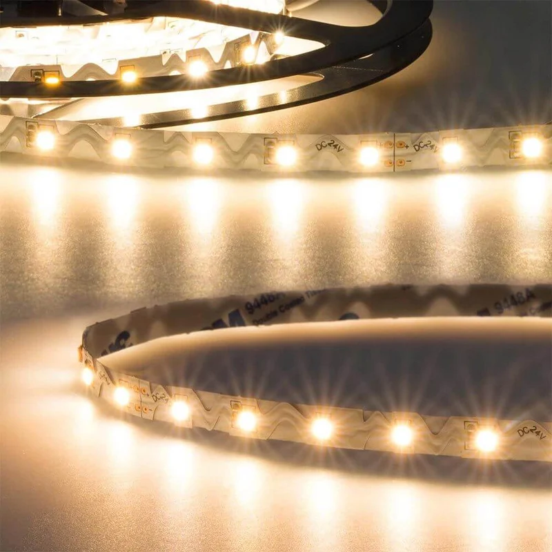 LED-Strip 5m flexibel für Ecken und Kurven 24V 950lm/m Warmweiß