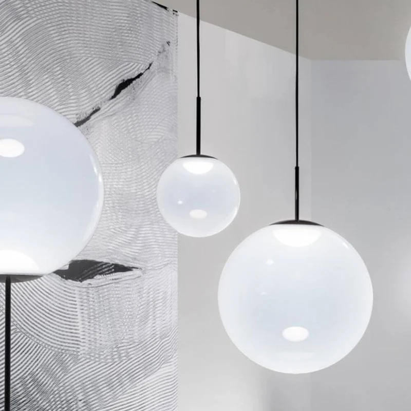 Tom Dixon Opal Kugelleuchte Pendel