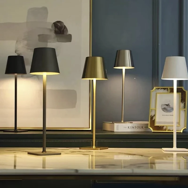 LED-bordslampa med touch och uppladdningsbar funktion
