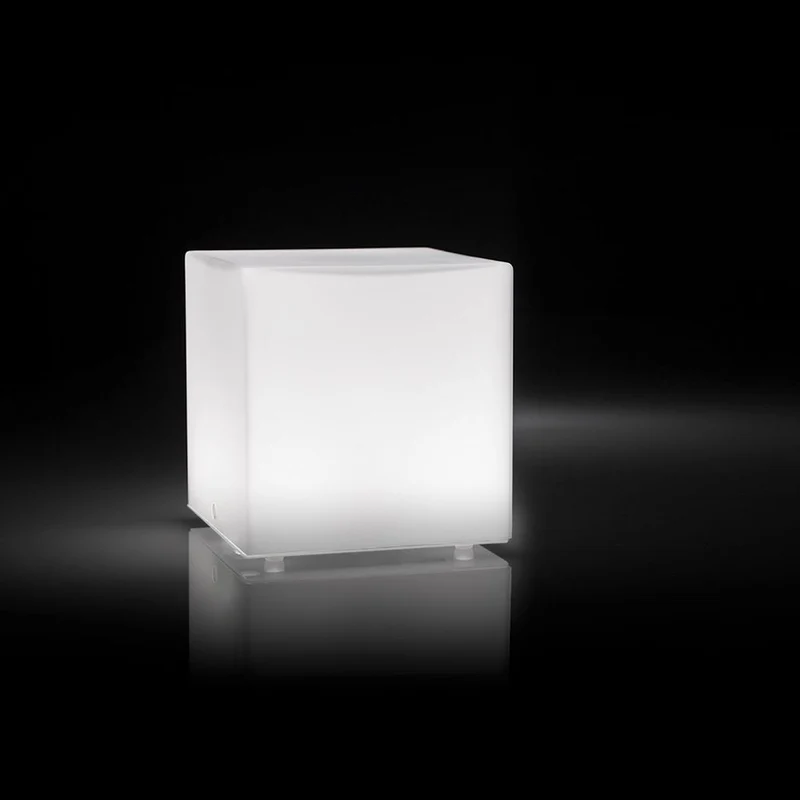 Panzeri Kubik LED-Tischlampe Glaswürfel