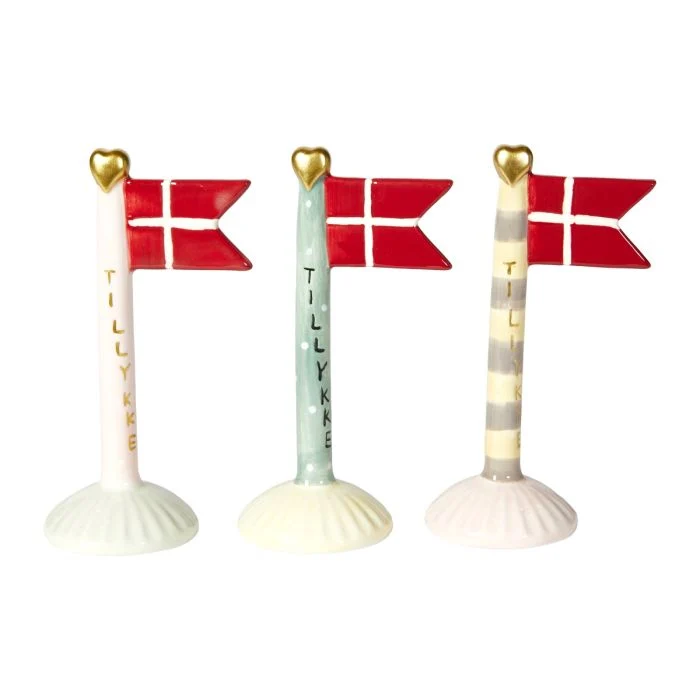 Grattisflagga på flaggstång 14 cm hög