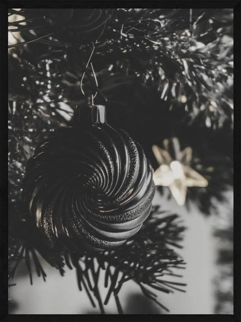 Black Christmas Ball affisch