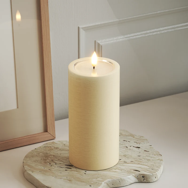 Unique LED Stompkaarsen D 7,5 x 15 cm Cream