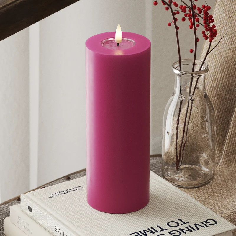 LED Bloklys Ø 7,5 x 20 cm Magenta
