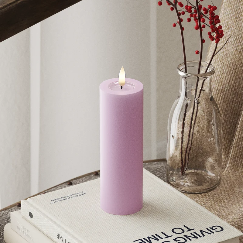 LED Bloklys Ø 5 x 15 cm Lavendel