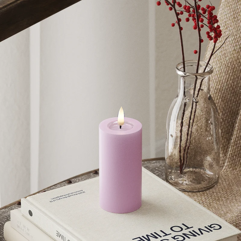 LED Bloklys Ø 5 x 10 cm Lavendel